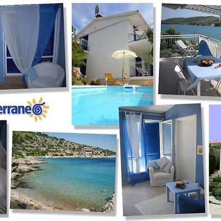 Apartments Mediterraneo Капріє Екстер'єр фото