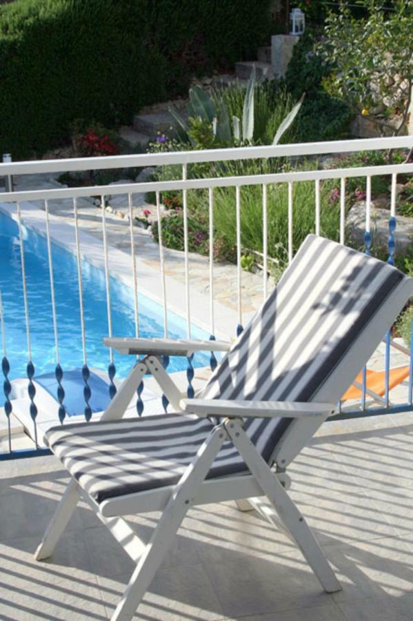 Apartments Mediterraneo Капріє Екстер'єр фото